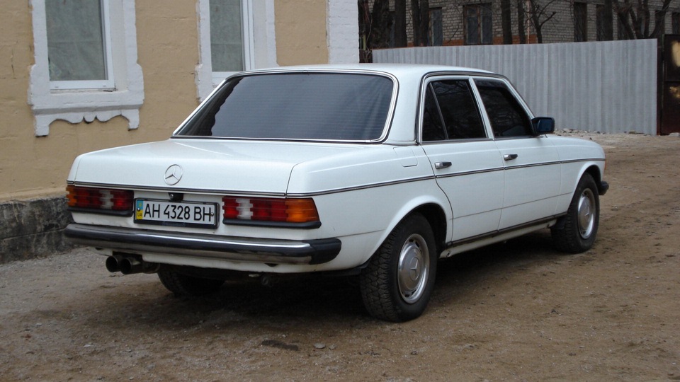 Mercedes Benz W123 2 3 дизельный 1982 230Е K JETRONIK на DRIVE2