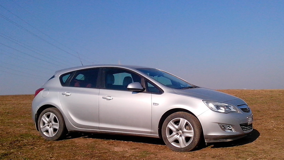 Opel Astra J