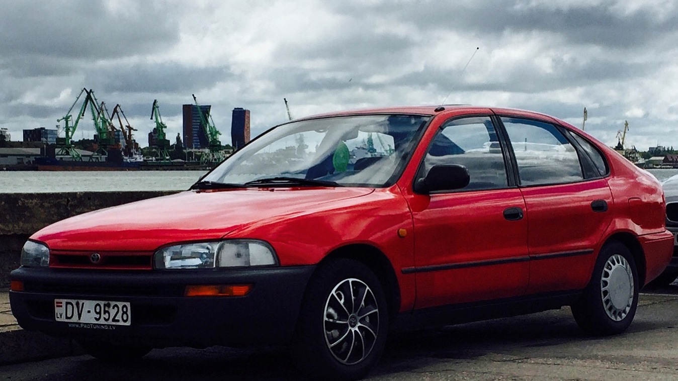 Toyota Corolla Stance Liftback Drive