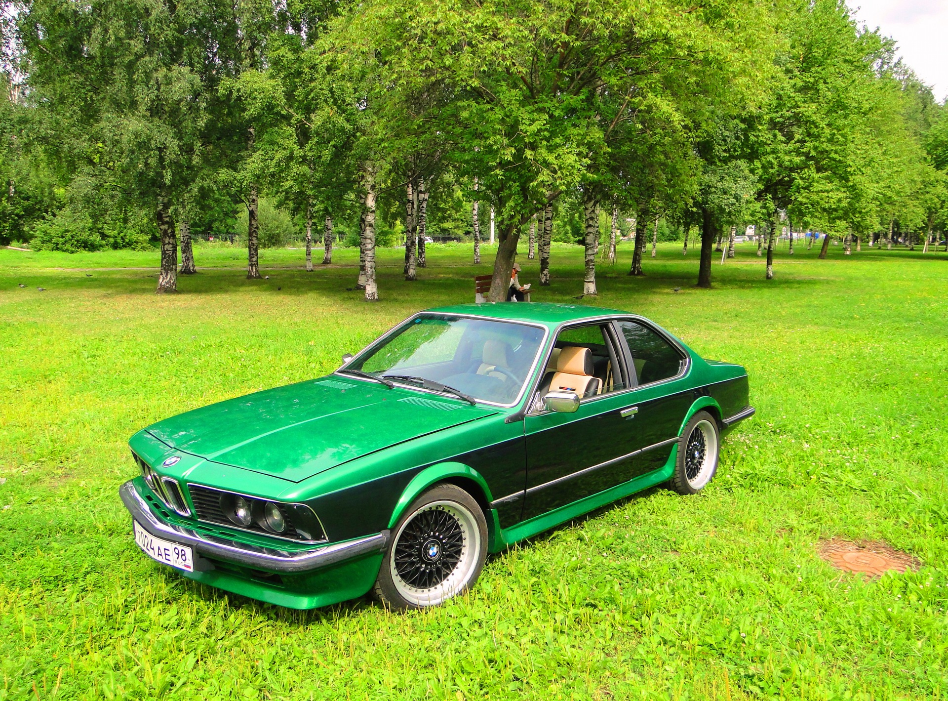 Old Bmw M8