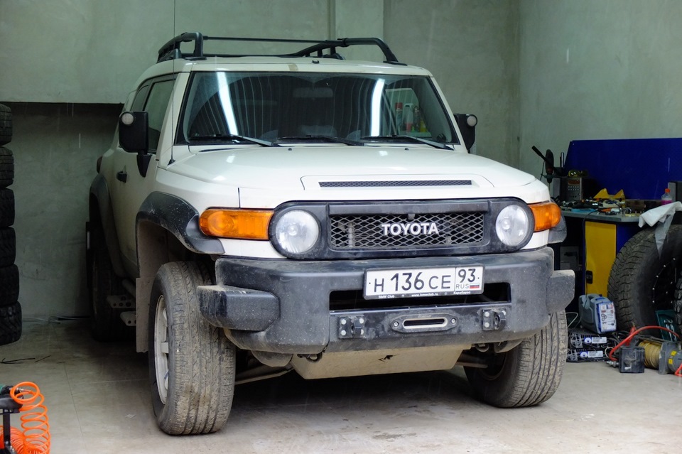 fj cruiser front bumper oem