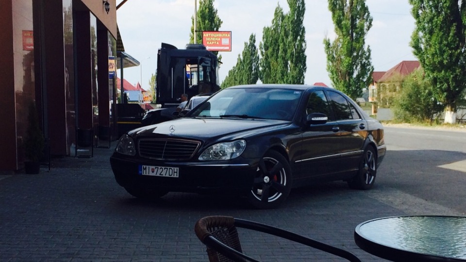 Нужен совет Mercedes Benz S Class W220 3 2 л 2005 года