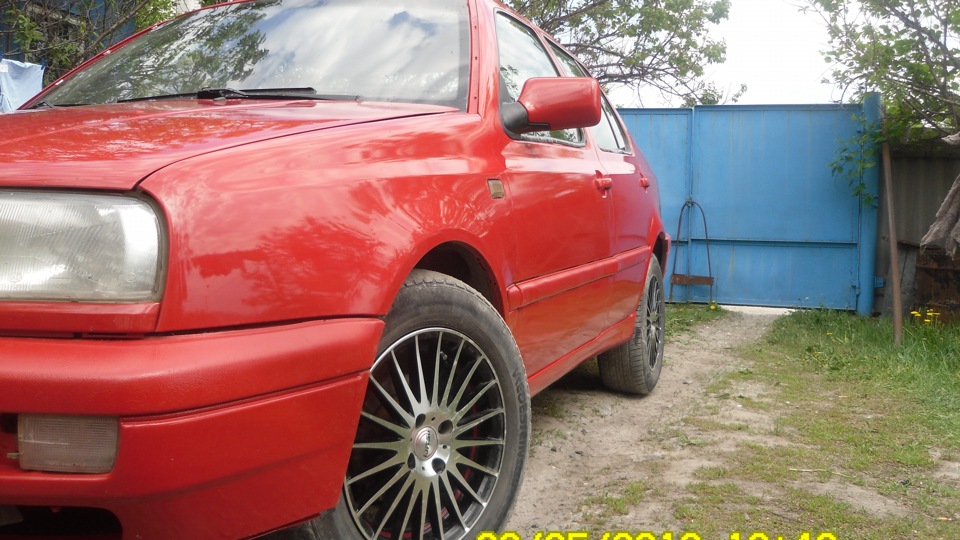 Volkswagen Vento 1 8 бензиновый 1994 1 8abs на DRIVE2