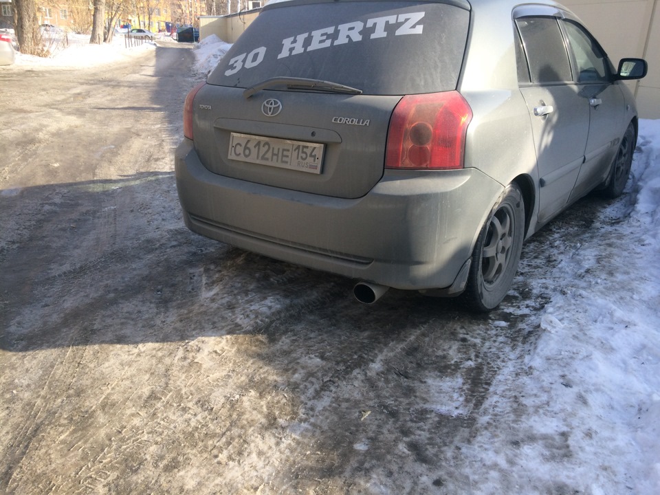 fujitsubo legalis r на CorollЭ Toyota Corolla 120 1 6 л 2006 года