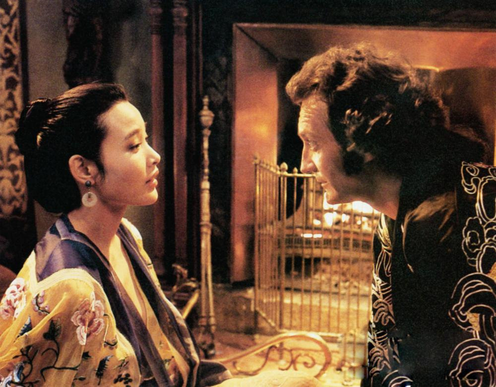 Горячая Сцена С Джоан Чэнь И Энн Хеч – Безумие 1995