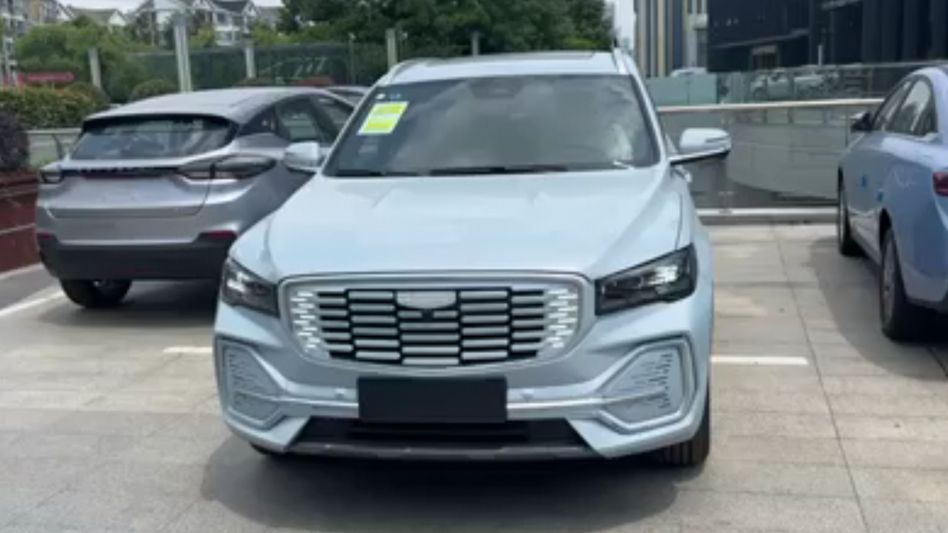 Geely Monjaro 1 5 гибридный Plug in 2022 на DRIVE2