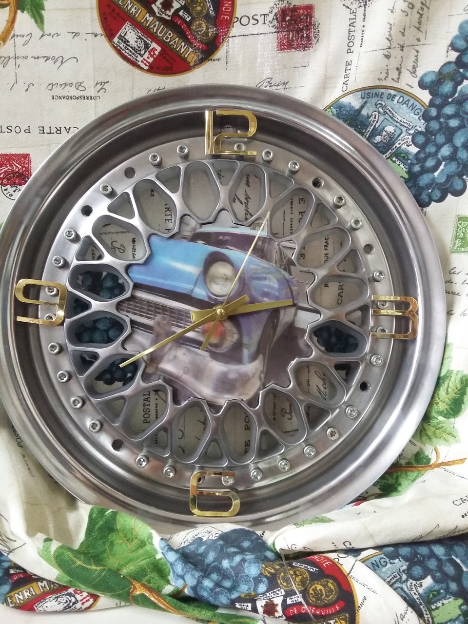 Часы из автомобильного диска Часы из автомобильного диска
