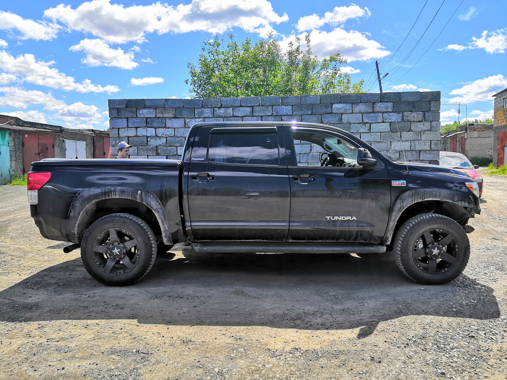 Покраска Toyota Tundra II 5 7 л 2011 года стайлинг DRIVE2