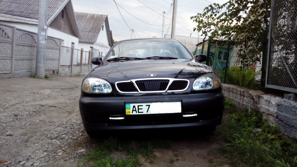 Daewoo Lanos 1 5 бензиновый 1998 Чёрная Лань на DRIVE2