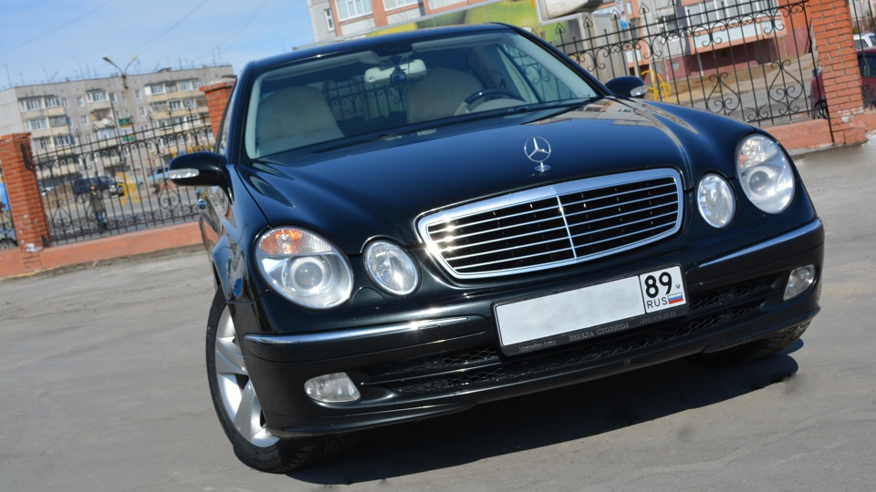 Mercedes Benz E Class W