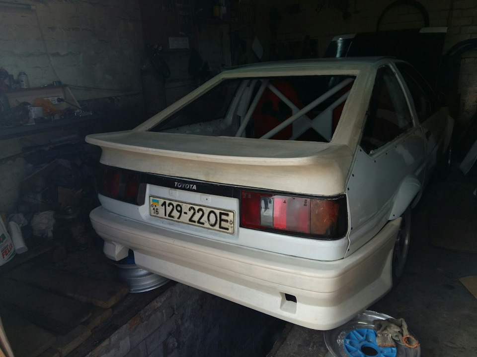 Toyota Corolla Levin Ae