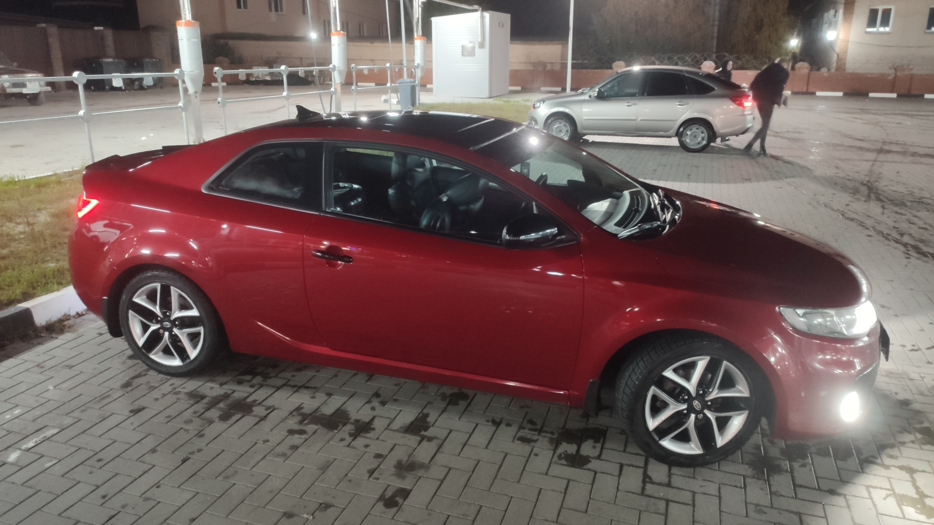 Переобулся KIA Cerato Koup 1G 2 л 2011 года шины DRIVE2