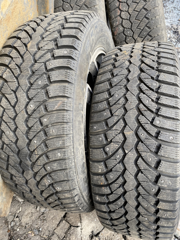 Шины зимние шипованные Pirelli 235 55 R17 литые диски 7 5Jx17 ET50