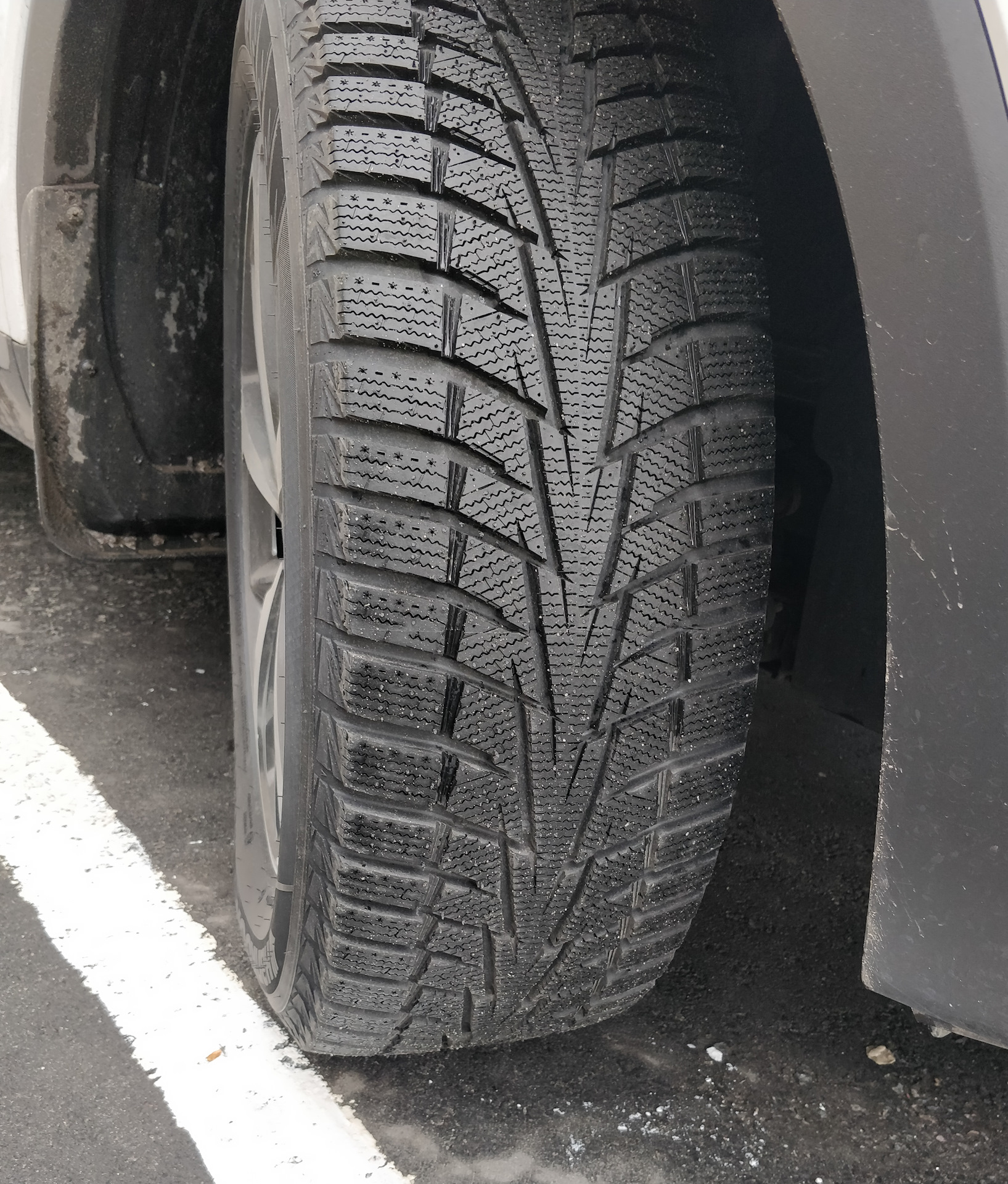 Hankook dynapro i cept x rw10