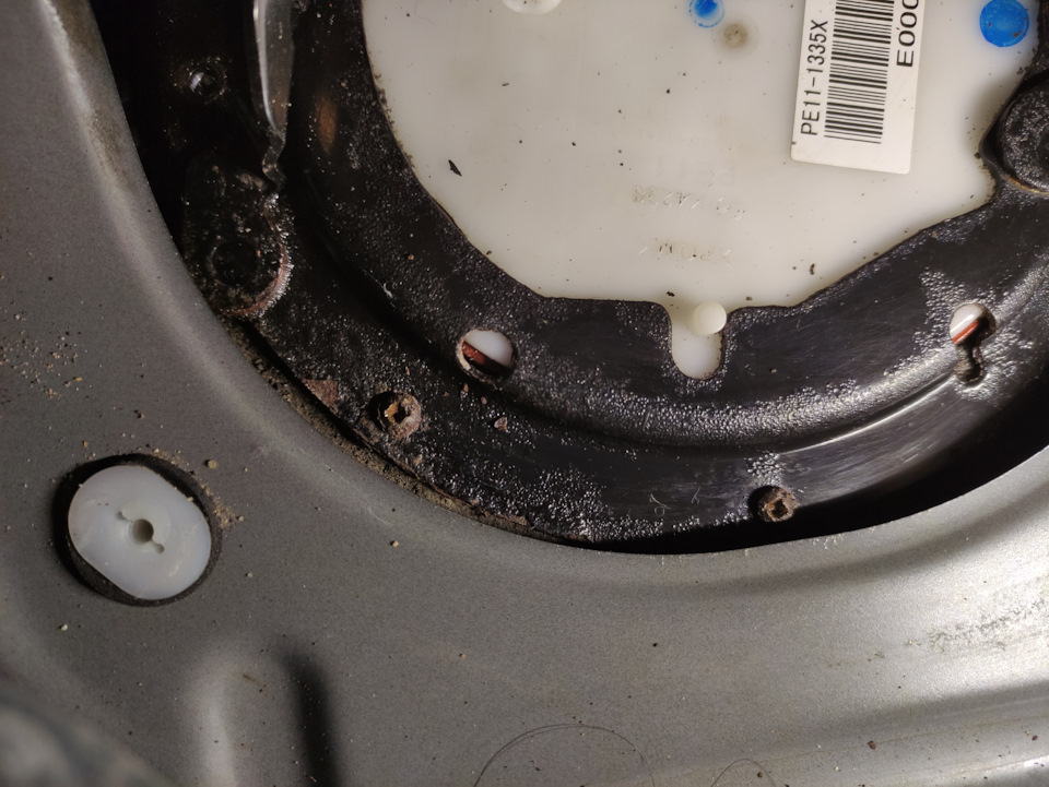 Фото в бортжурнале Mazda 6 (3G) GJ. Запчасти на фото: PE111335X