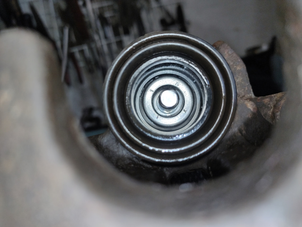 Ремонт заднего суппорта — Ford Mondeo IV, 2 л, 2011 года | своими ...