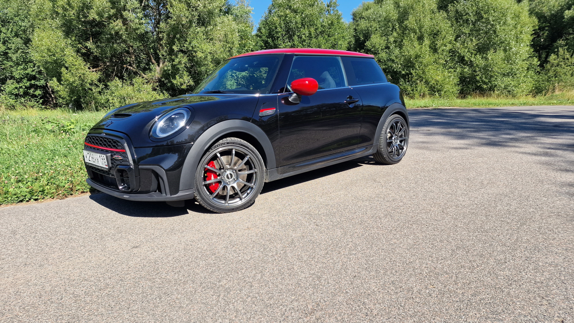 MINI John Cooper Works 2.0 бензиновый 2021 | Супер Бомж Драйв Эдишн на  DRIVE2