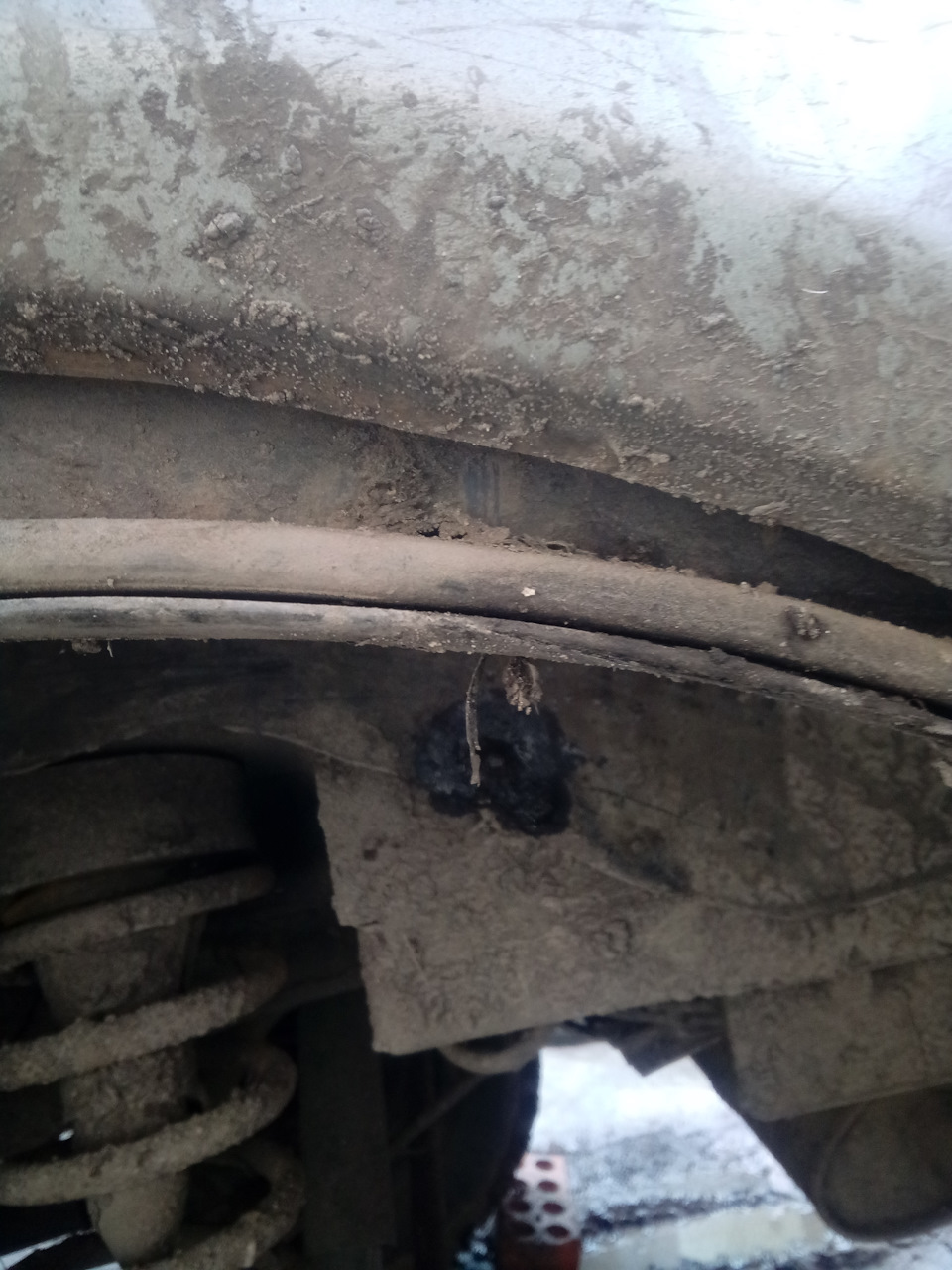 Уплотнитель подкрылка — Lada 2120 Надежда