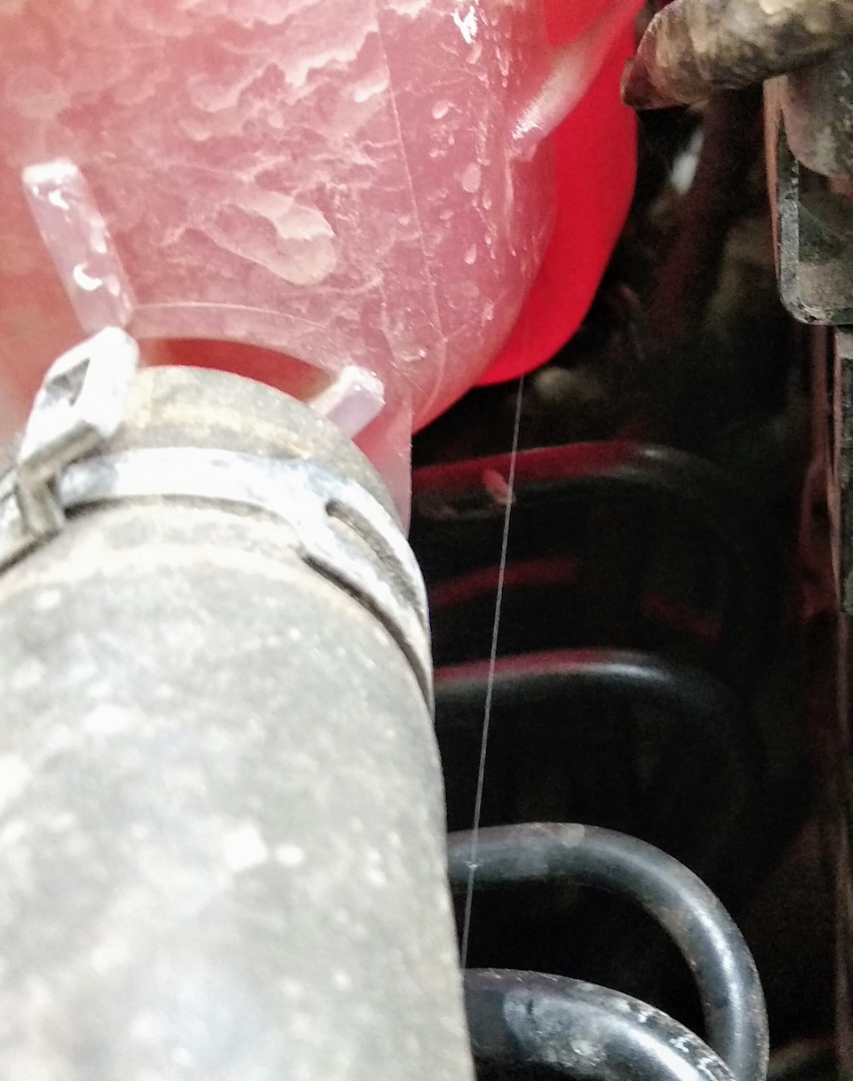 Низкий уровень охлаждающей жидкости, долейте. Временный ремонт ...