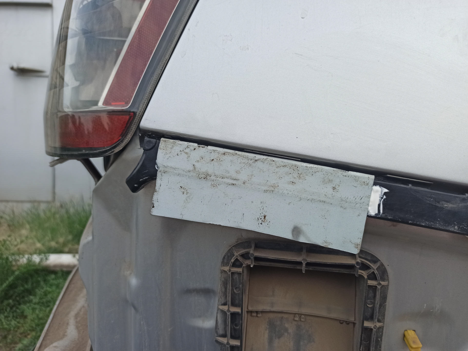 Как снять бампер приус 20 Провис бампера решение - Toyota Prius (20), 1,5 л, 2006 года своими руками DRIVE