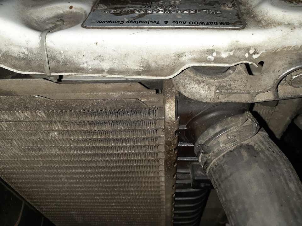 Чем замазать/заклеить/залепить радиатор? — Chevrolet Aveo Sedan (1G), 1 ...