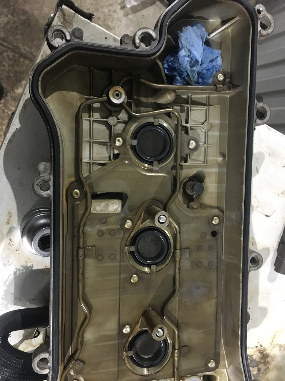 Lexus IS250 замена прокладок клапанных крышек, свечей зажигания. Масло ...