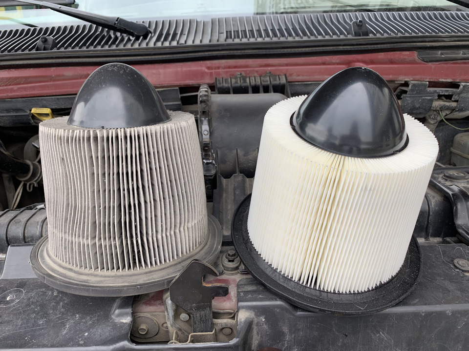 Замена решетки, зеркало и фильтра — Ford E-Series (4G), 4,6 л, 2001 ...