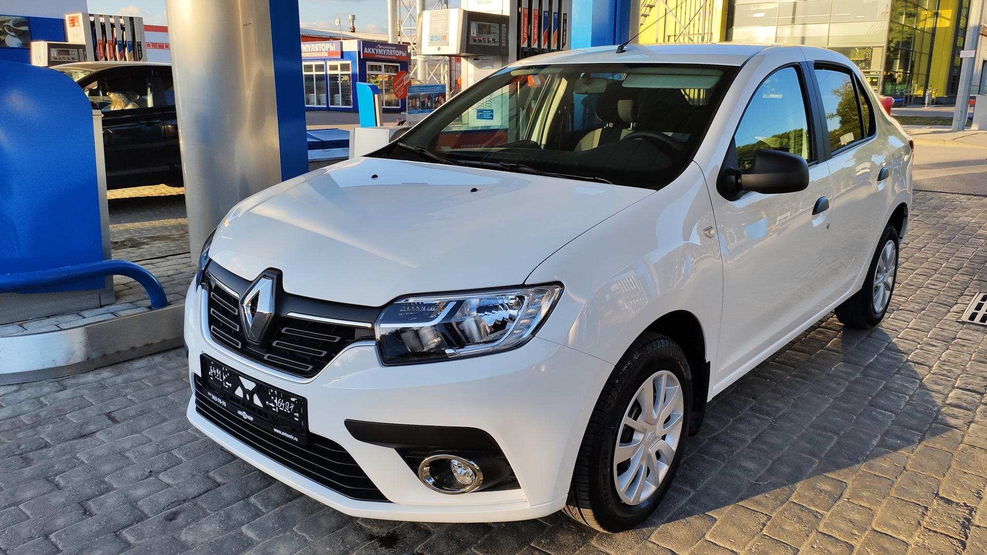 Renault Logan (2G) 1.6 бензиновый 2019 | K7M на пропане на DRIVE2