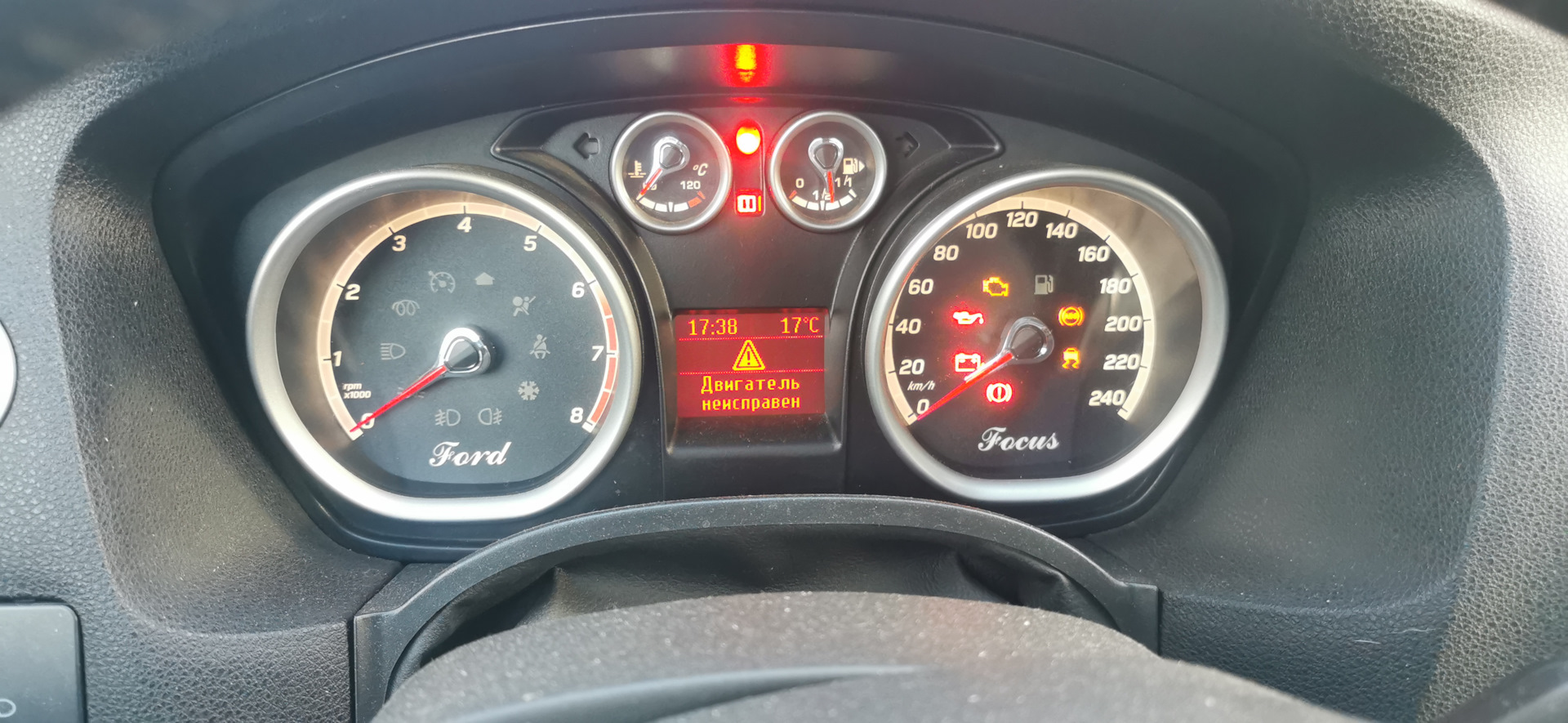 71 пропайка Щитка приборной панели — Ford Focus Hatchback II, 1,6 л ...