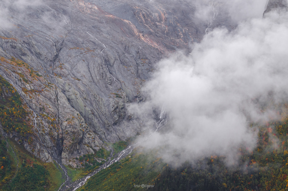 0h4e8xjtBBg8THavEOcCqz1shE 960 дождь в домбае что делать