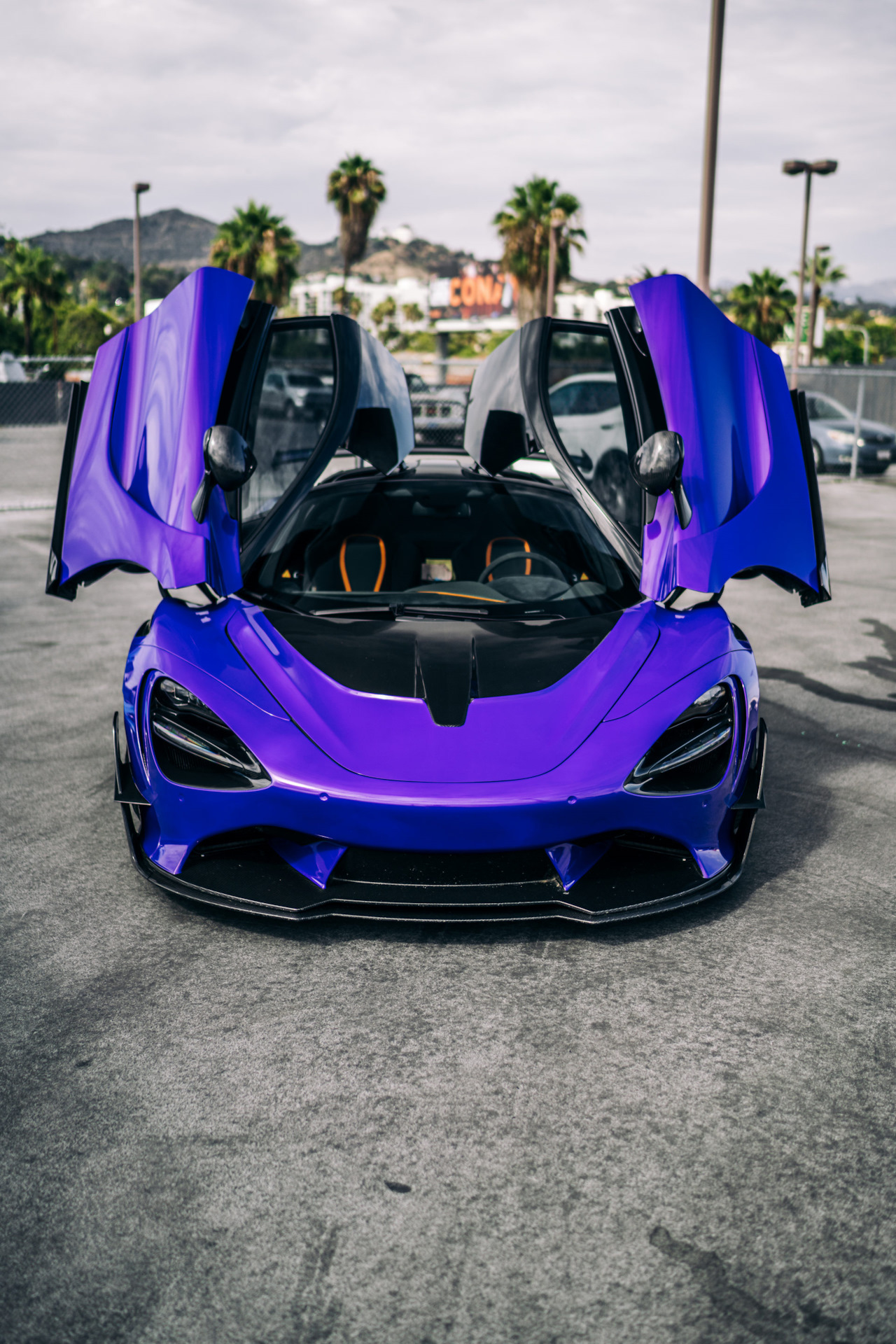 MCLAREN 720s Purple