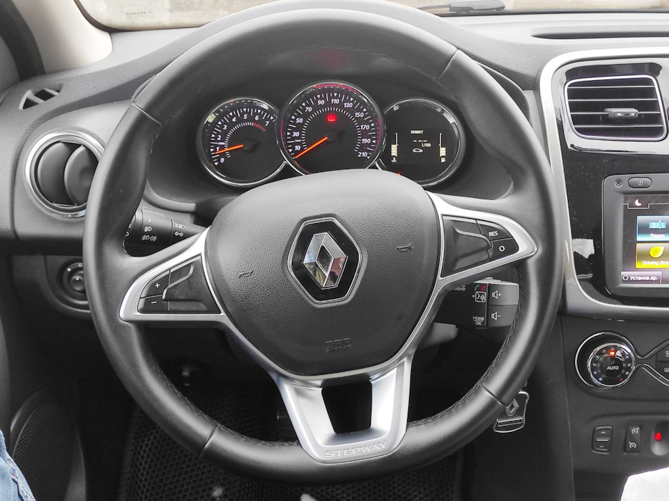 Фото в бортжурнале Renault Logan Stepway. Запчасти на фото: 941051