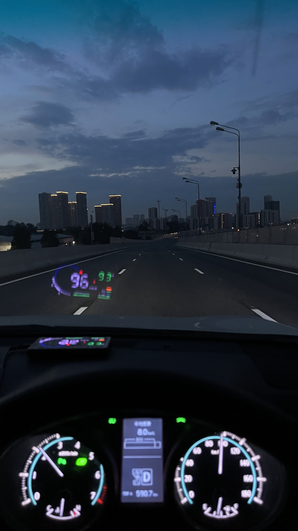 «Тем кто ложится спать — спокойного сна» — Toyota Land Cruiser Prado ...