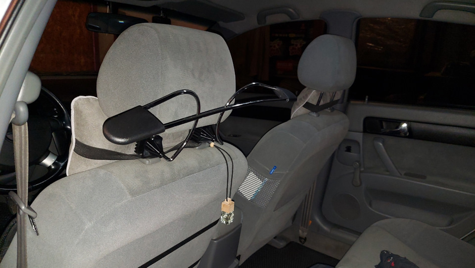 Замена крышки подлокотника — Chevrolet Lacetti Sedan, 1,8 л, 2005 года ...