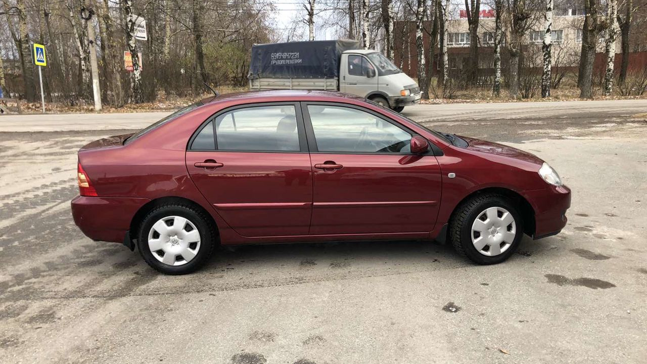 Toyota Corolla (120) 1.6 бензиновый 2005 | Темно-красная королева на DRIVE2