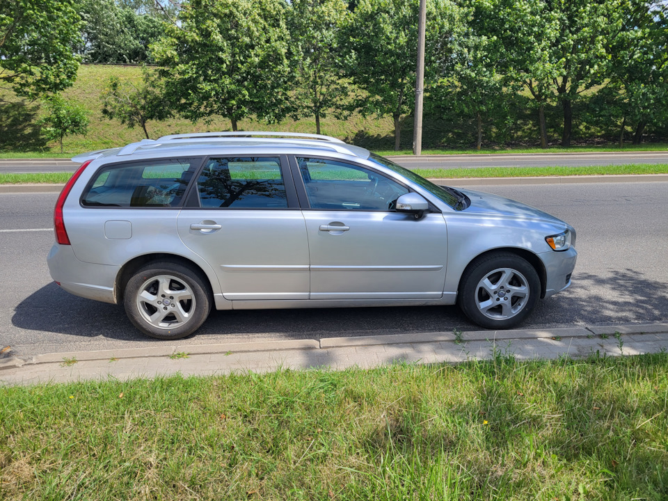 Про клиренс — Volvo V50, 1,6 л, 2012 года | визит на сервис | DRIVE2