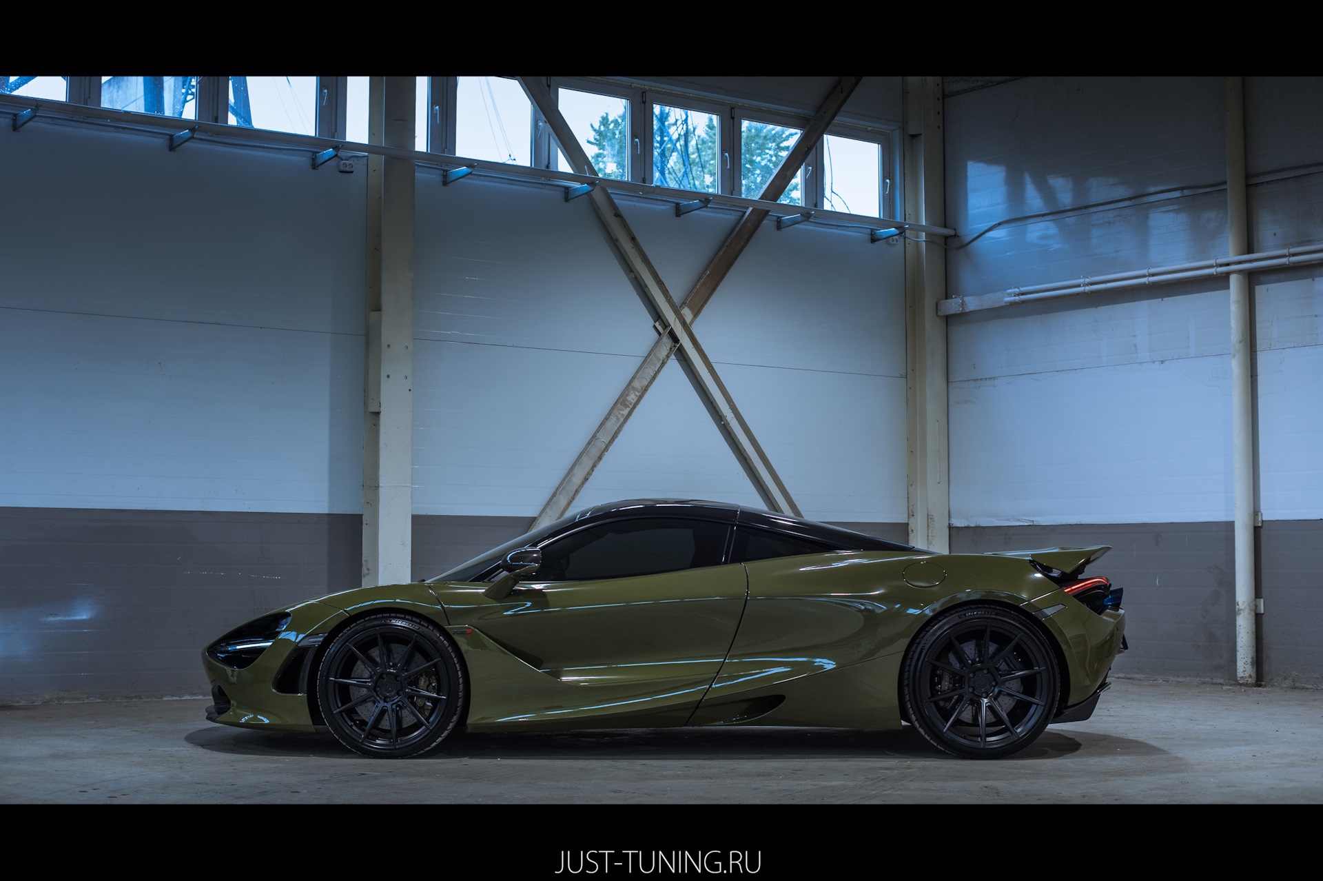 BMW m8 MCLAREN 720s