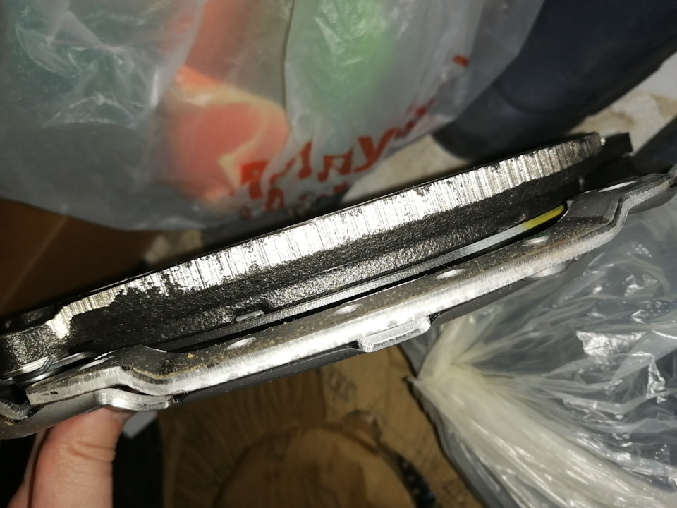 корзина сцепления сбоку — Opel Mokka (1G)