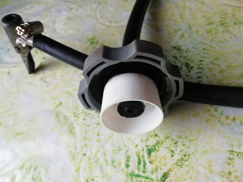 Приспособа для прокачки тормозов и почерневшее масло — Hyundai Elantra ...