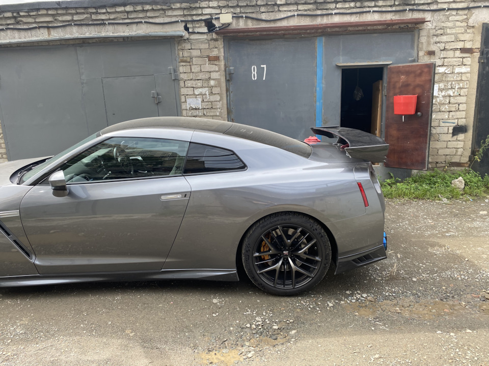 Nissan GTR r35 универсал