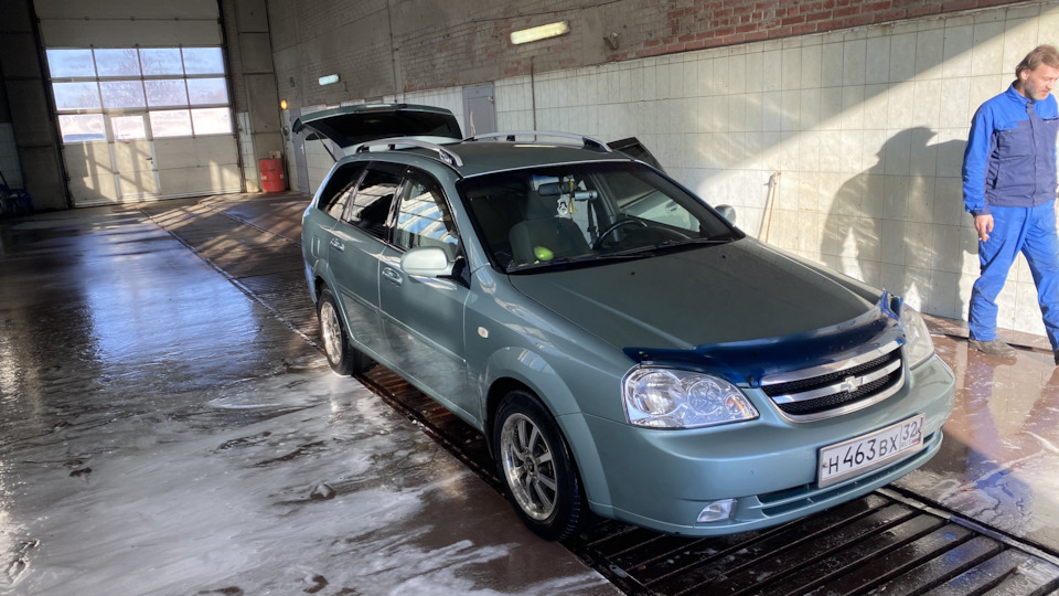 Верхний патрубок радиатора — Chevrolet Lacetti SW, 1,6 л, 2006 года ...