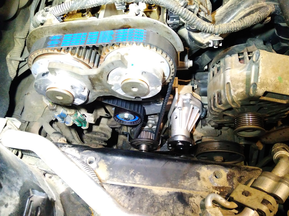 Решил поменять ремень ГРМ ролик и все сопутствующие запчасти — Ford ...