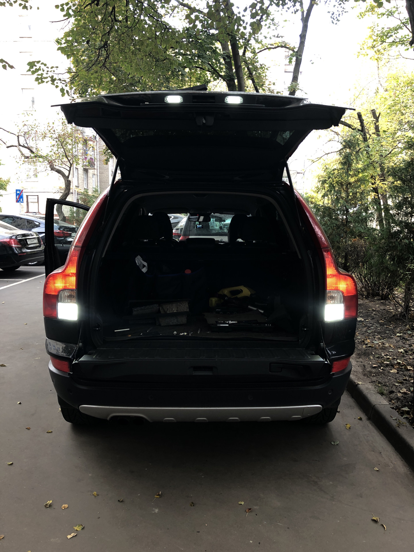 Диоды в габариты 😀💪 — Volvo XC90 (1G), 2,5 л, 2011 года | аксессуары ...