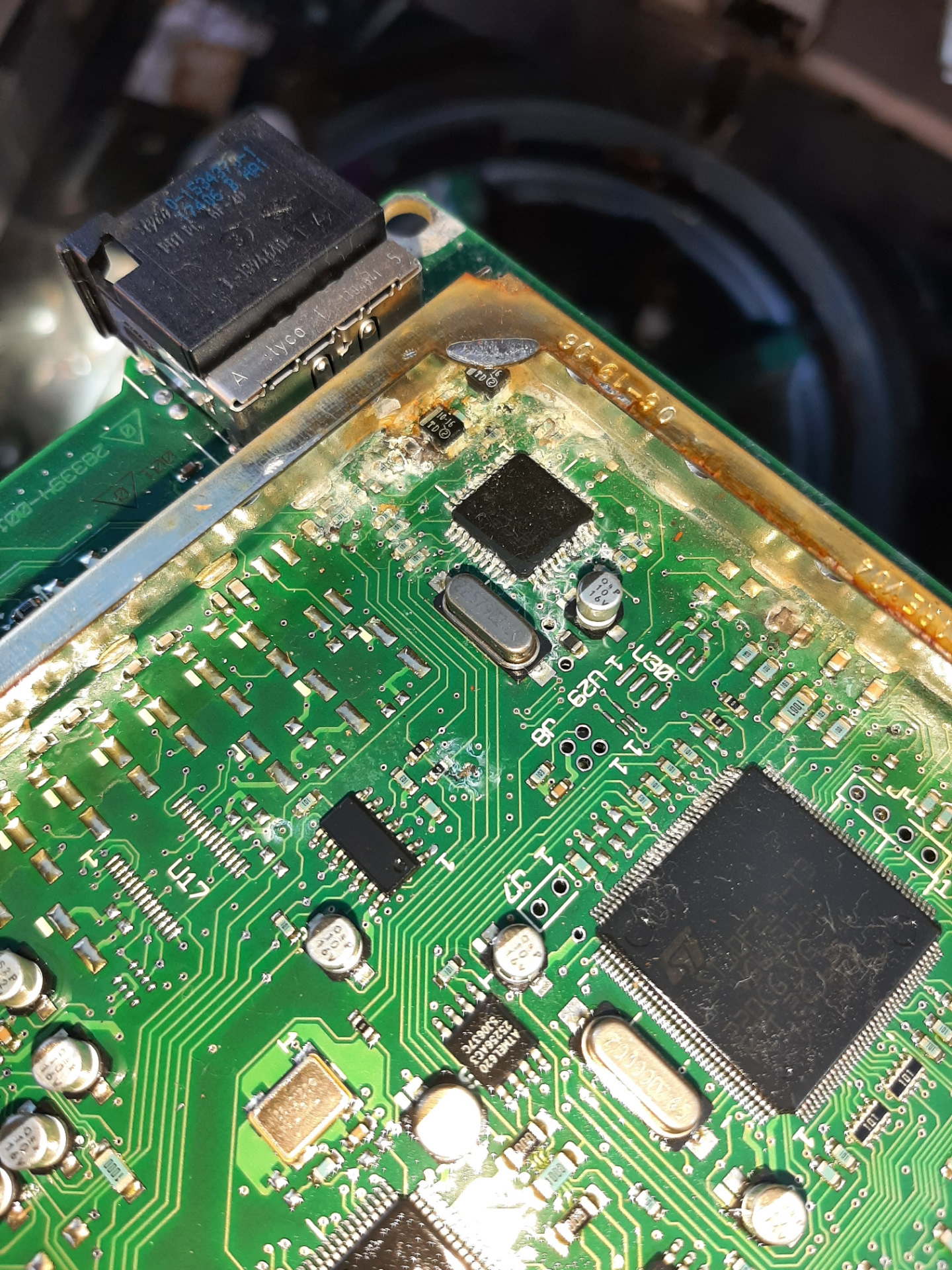 7. Замена усилителя музыки Bose — Audi Q7 (1G), 3,6 л, 2007 года ...