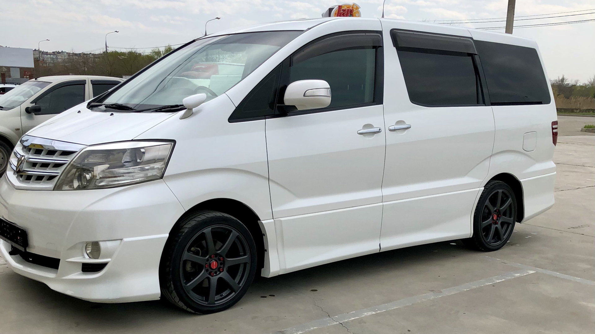 Купить Тойота Alphard Во Владивостоке