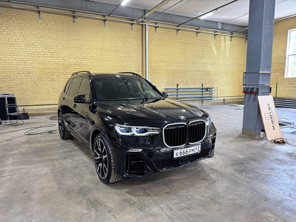 Фото в бортжурнале BMW X7 (G07)