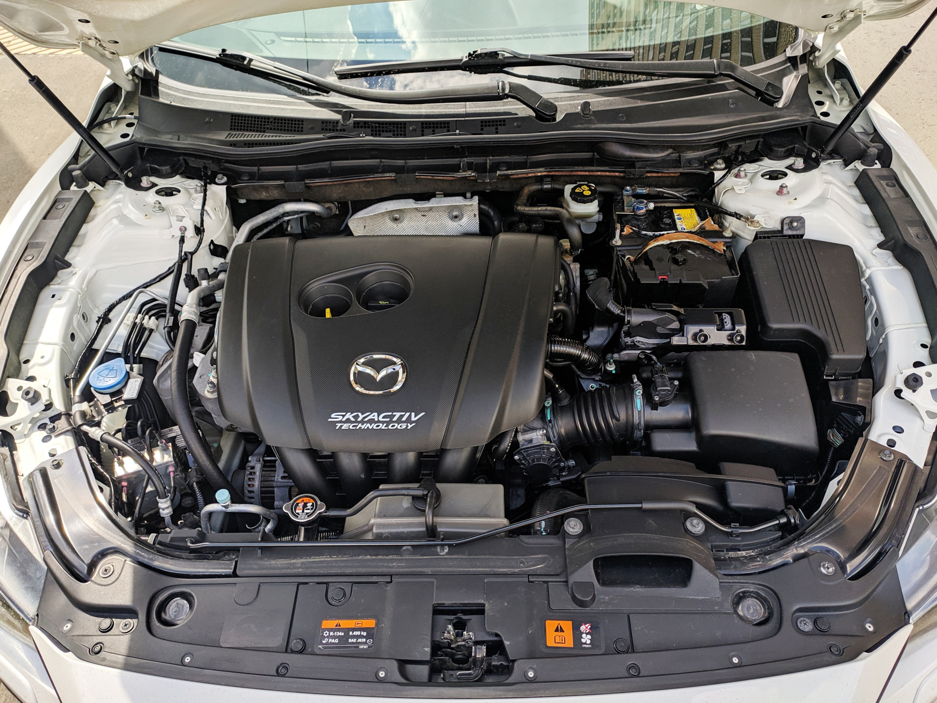 Замена топливного фильтра, прокладки клапанной крышки и сальника ...