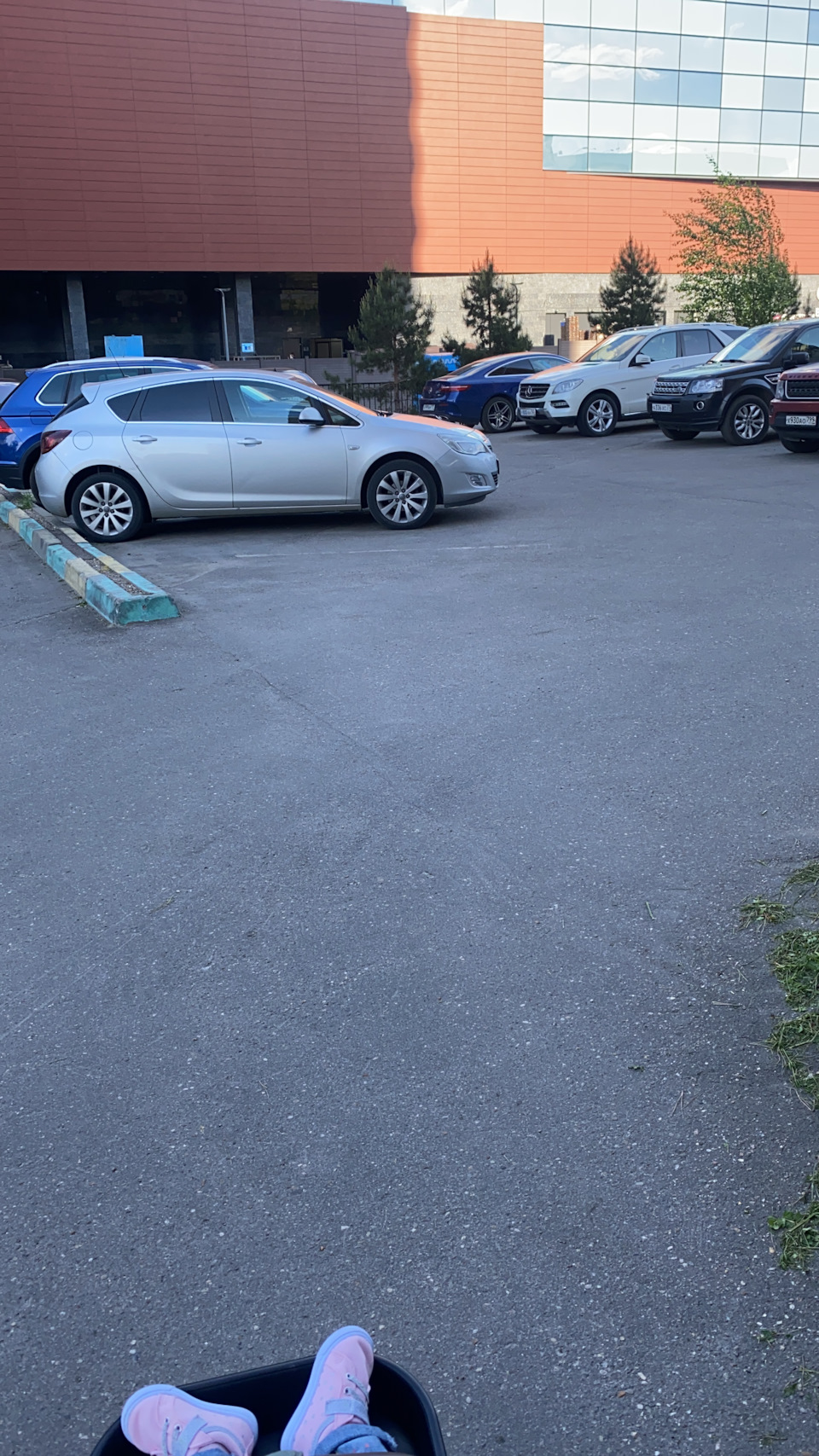 Троит 1-2 сек при запуске на холодную — Opel Astra J, 1,4 л, 2012 года ...