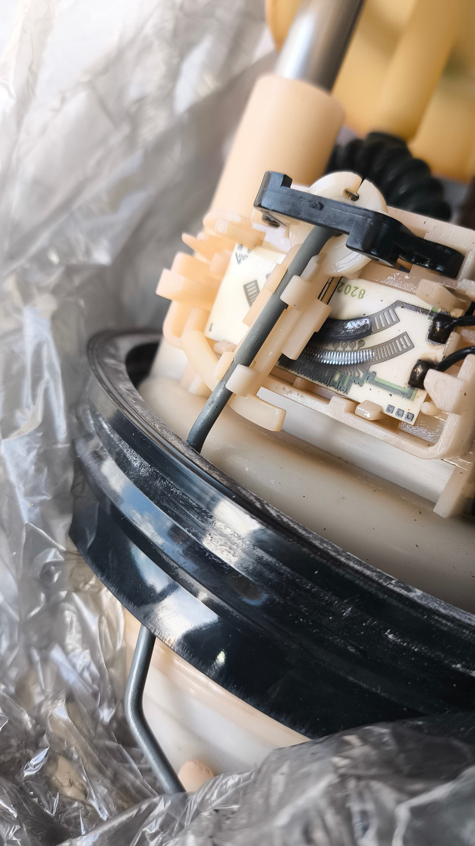 Стёрлись — Nissan Tiida (1G)