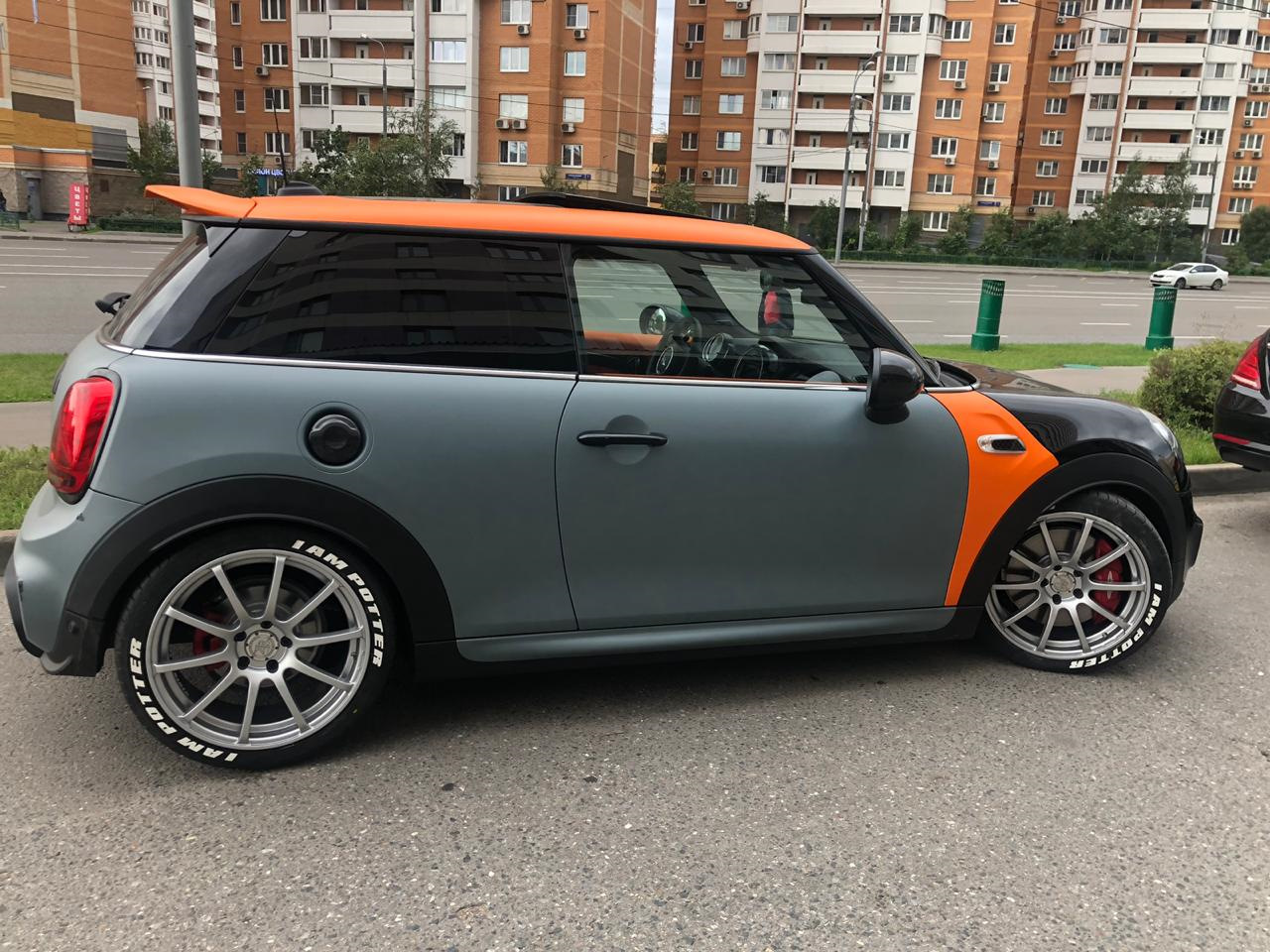 Фф мини 17. Mini Cooper JCW Wheels. Mini Cooper r16. Диски r17 Mini Cooper John Cooper. Мини Джон Купер Воркс колеса.